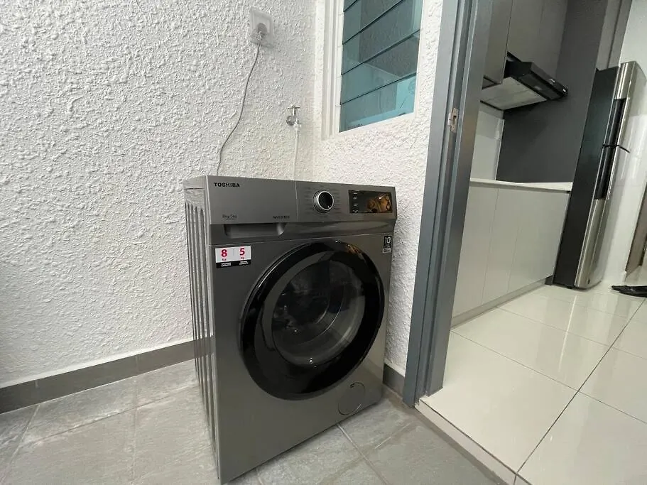 Inspirasi Mont Kiara 3 Rooms Balcony Free Wifi & Carpark By The Homez Kuala Lumpur