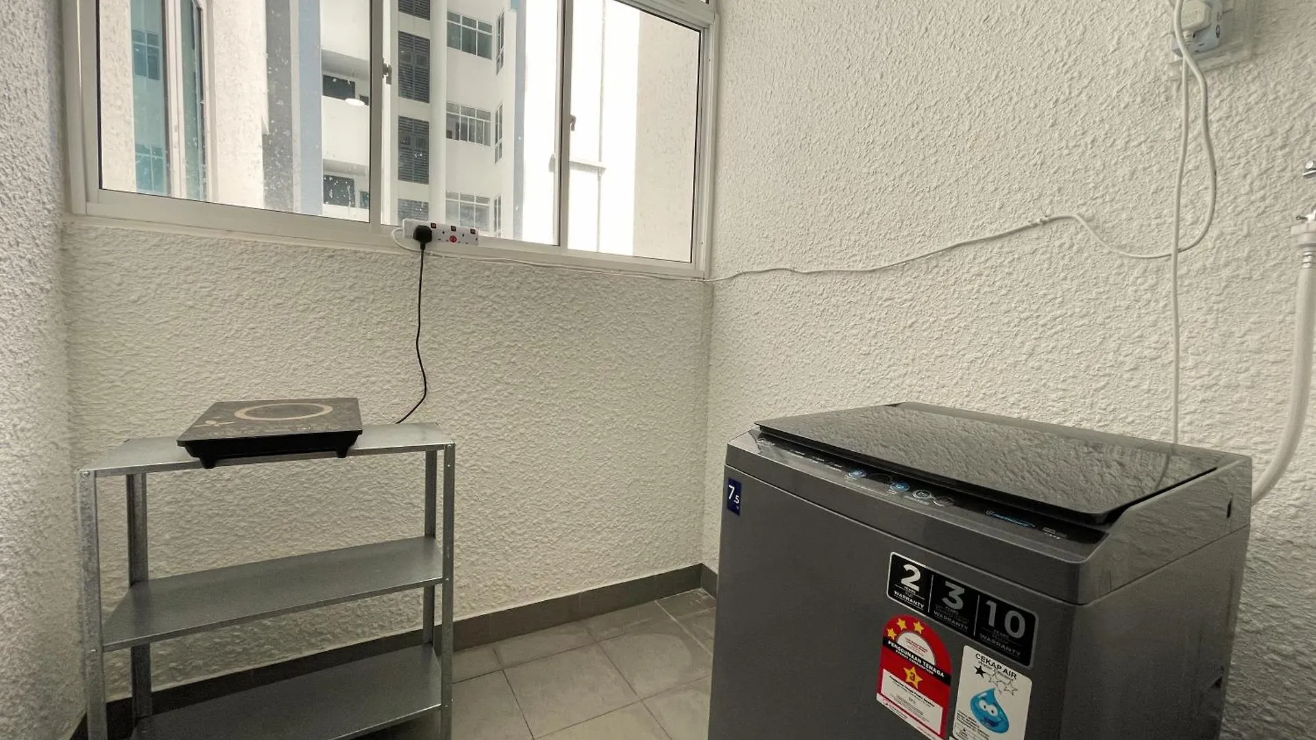 Inspirasi Mont Kiara 3 Rooms Balcony Free Wifi & Carpark By The Homez Kuala Lumpur