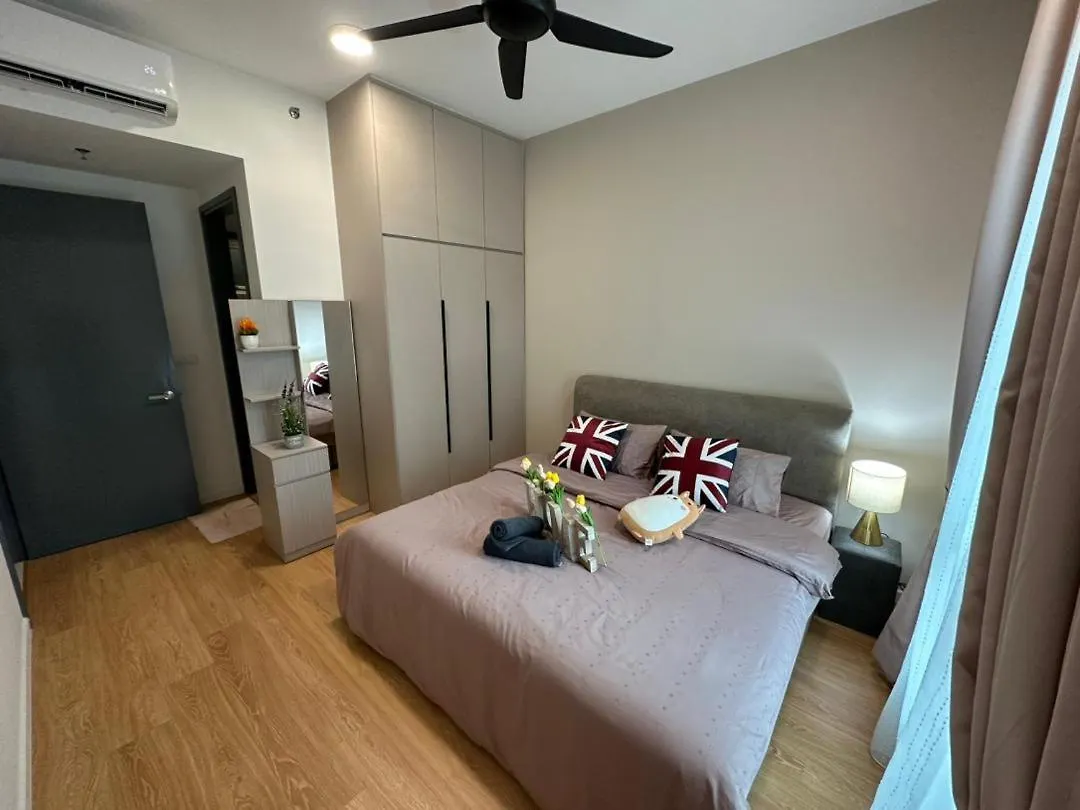 Inspirasi Mont Kiara 3 Rooms Balcony Free Wifi & Carpark By The Homez Kuala Lumpur Apartment